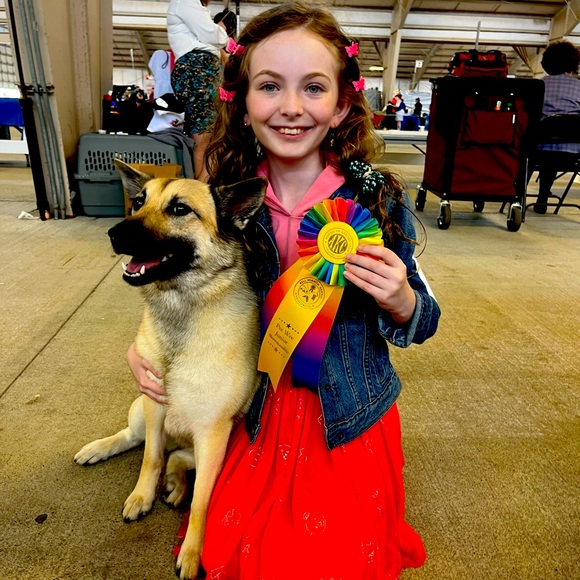 Meet your Posher, Thea - Picture 3 of 3